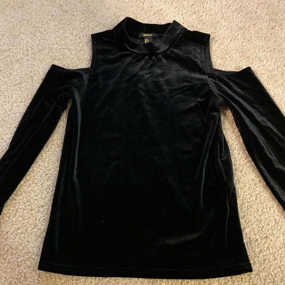 Shirt - Picture 1 of 1